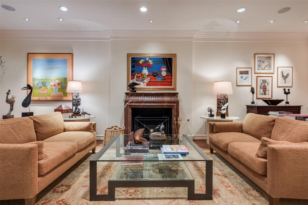 Briarwood Place - Residential