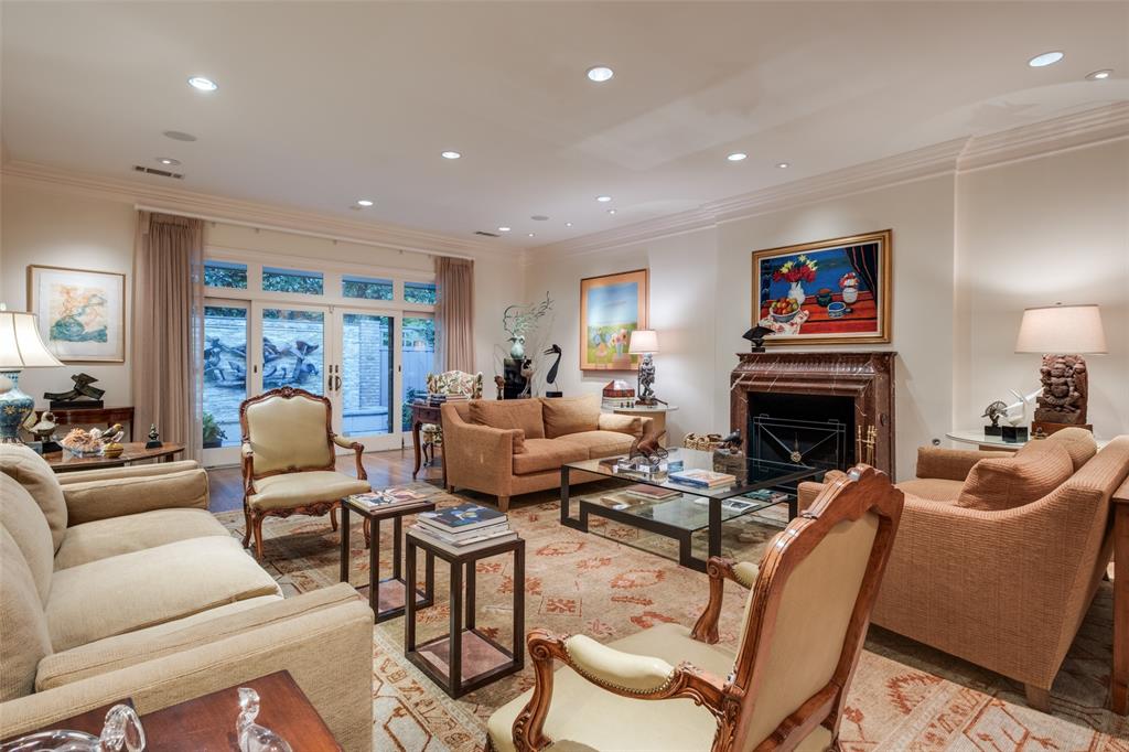 Briarwood Place - Residential