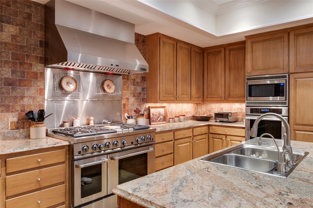 Briarwood Place - Residential