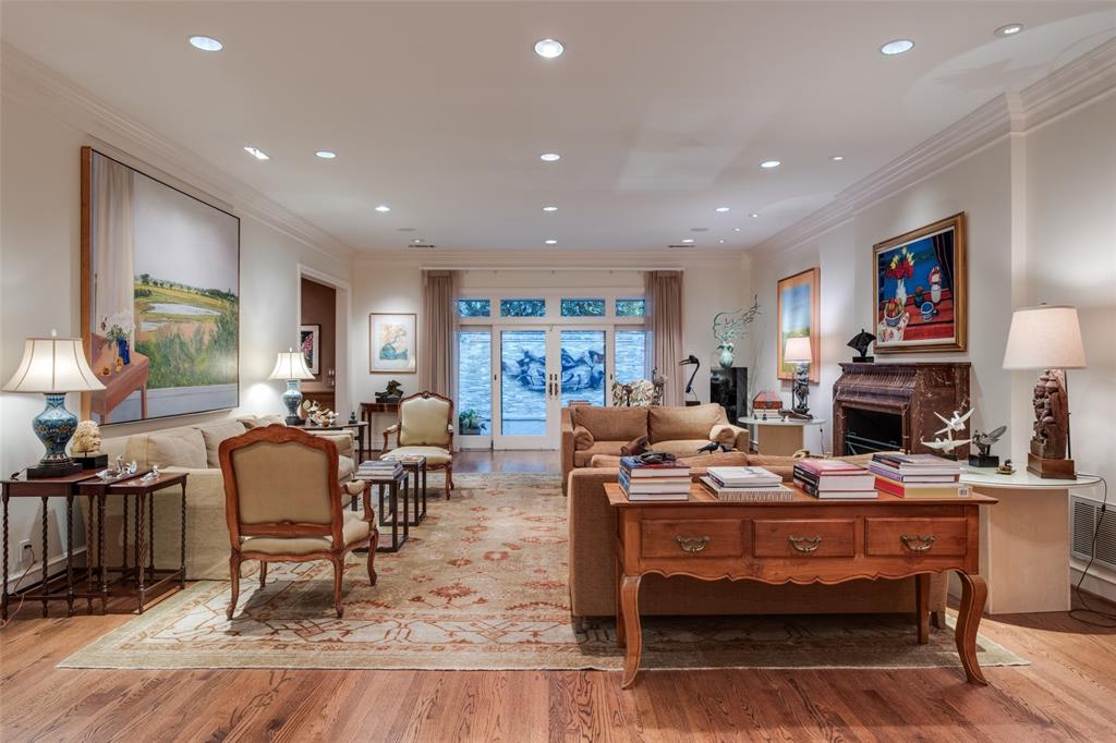 Briarwood Place - Residential