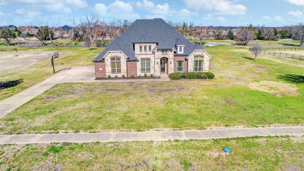 8 Chapel Hill Lane