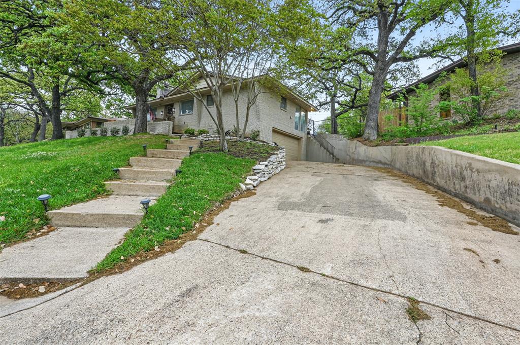 1217 Briarwood Boulevard