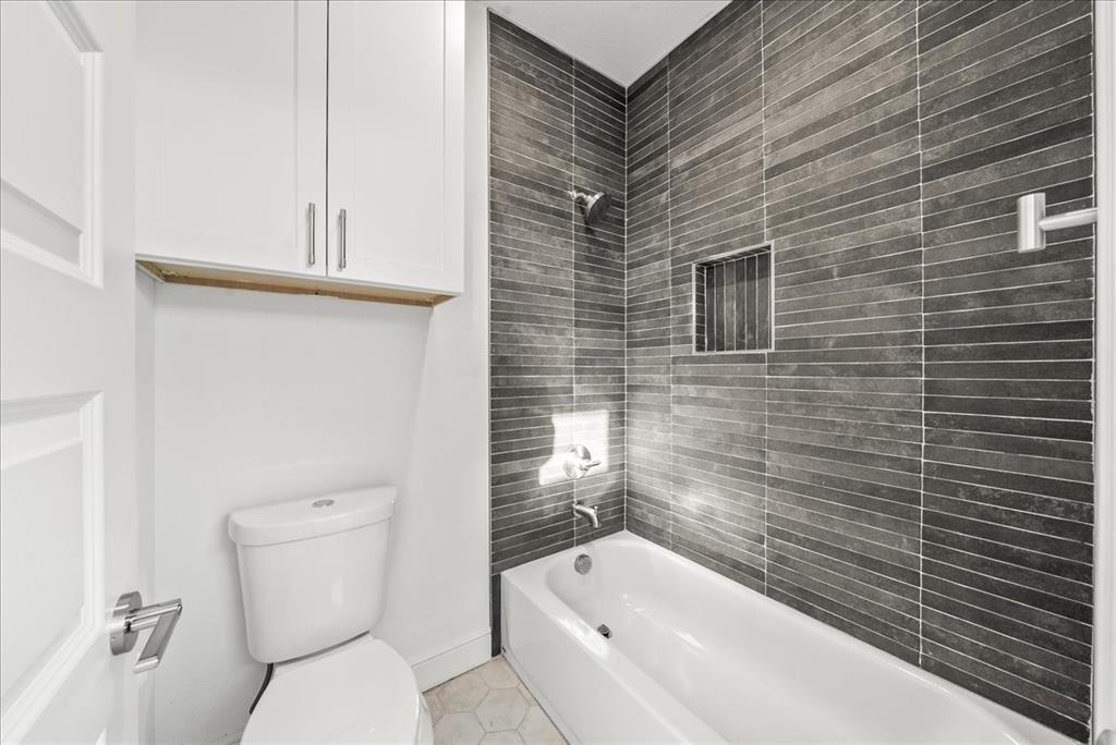 Crossroads Rough Crk Add - Residential