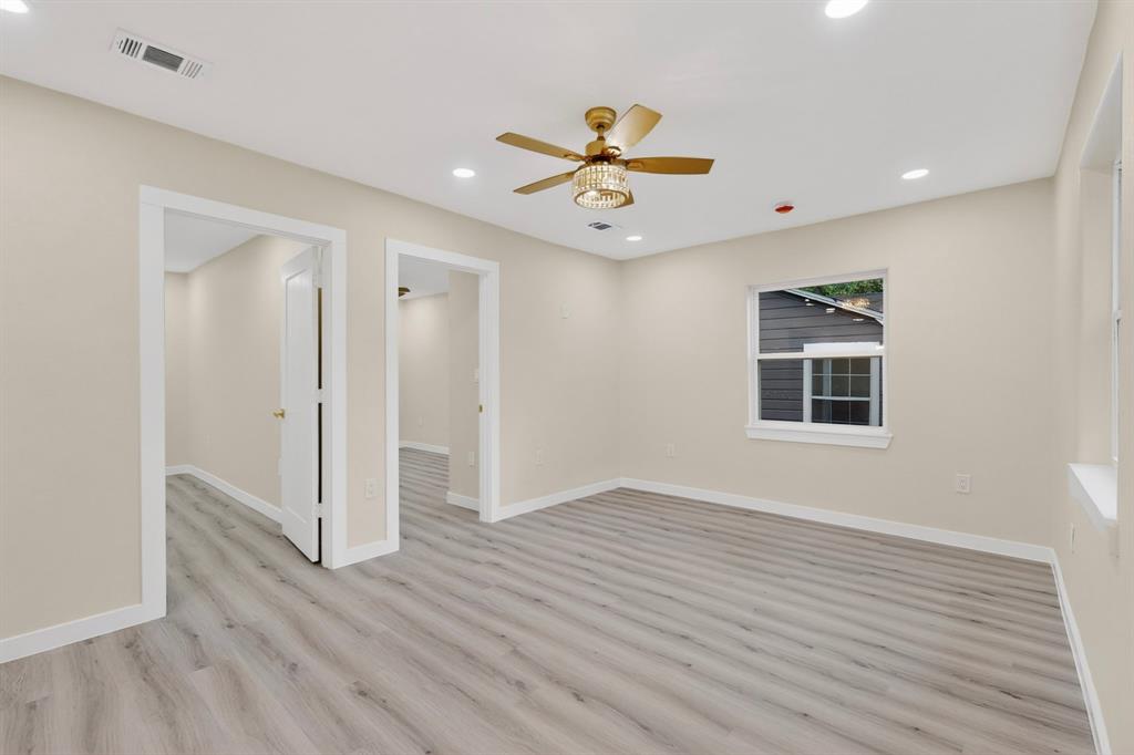 Ennis-Dvv - Residential
