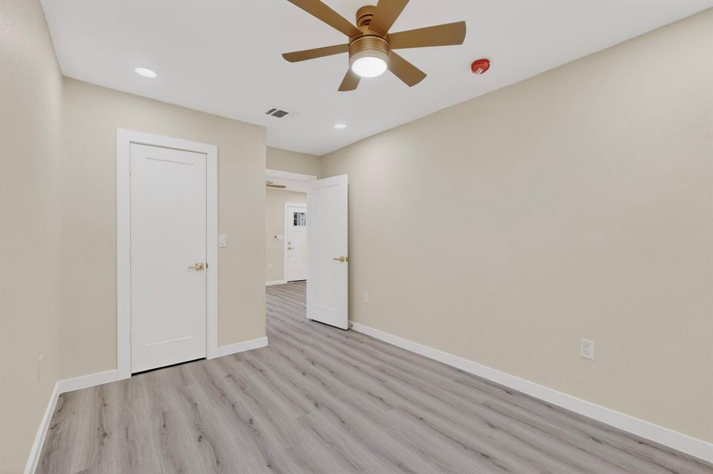 Ennis-Dvv - Residential