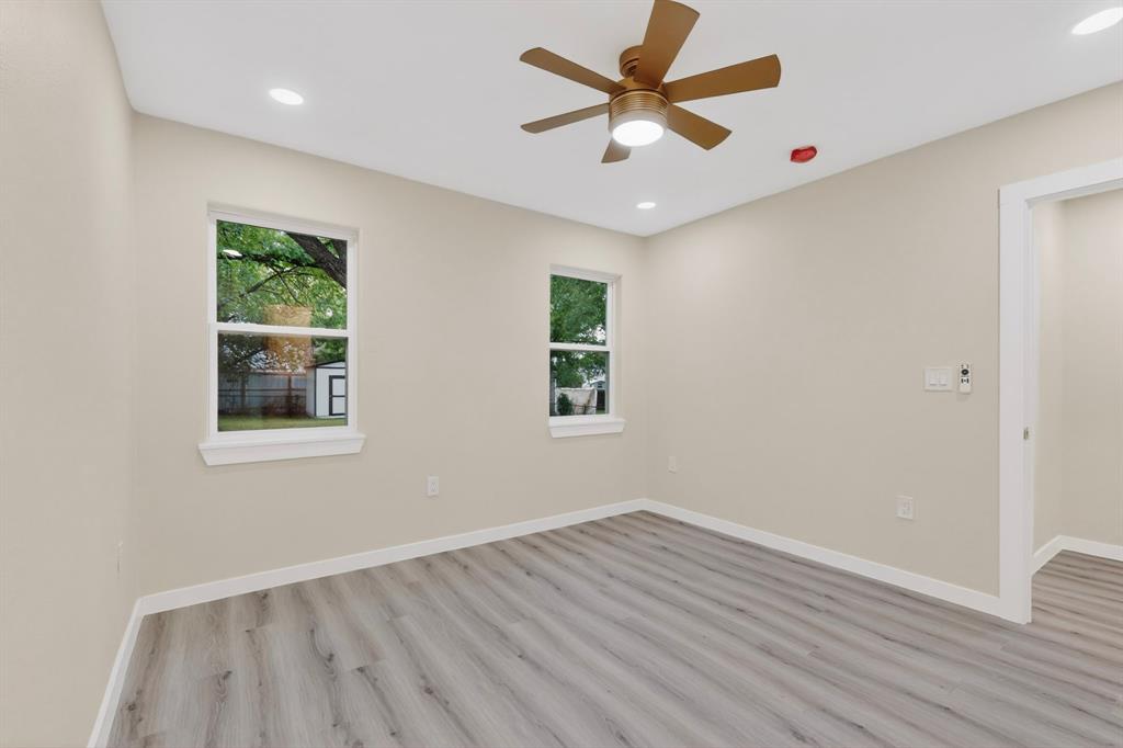 Ennis-Dvv - Residential