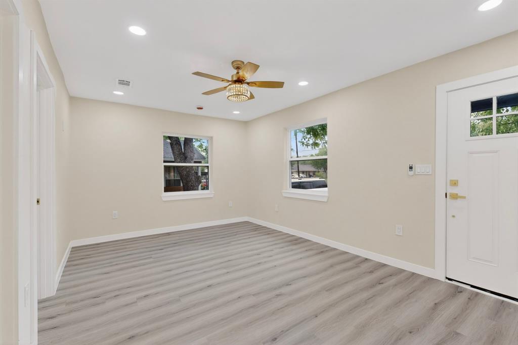 Ennis-Dvv - Residential