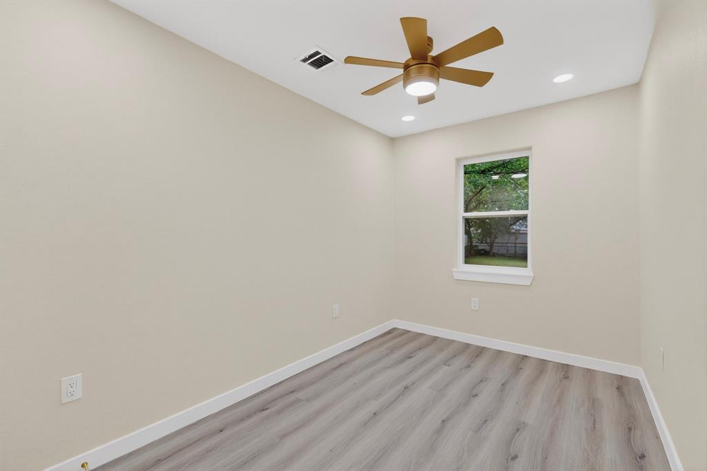Ennis-Dvv - Residential