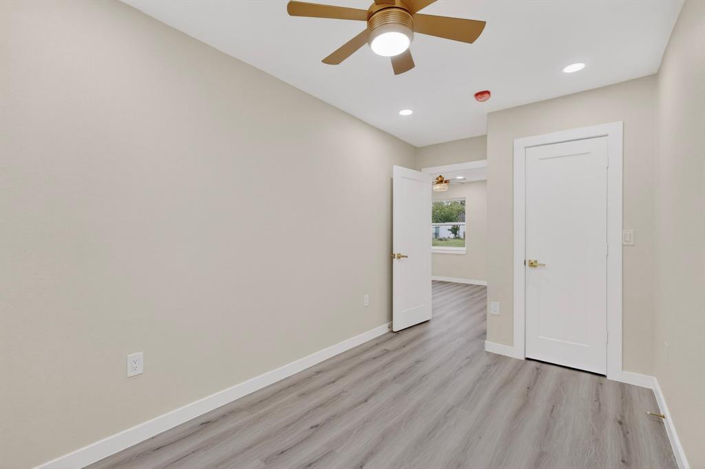 Ennis-Dvv - Residential