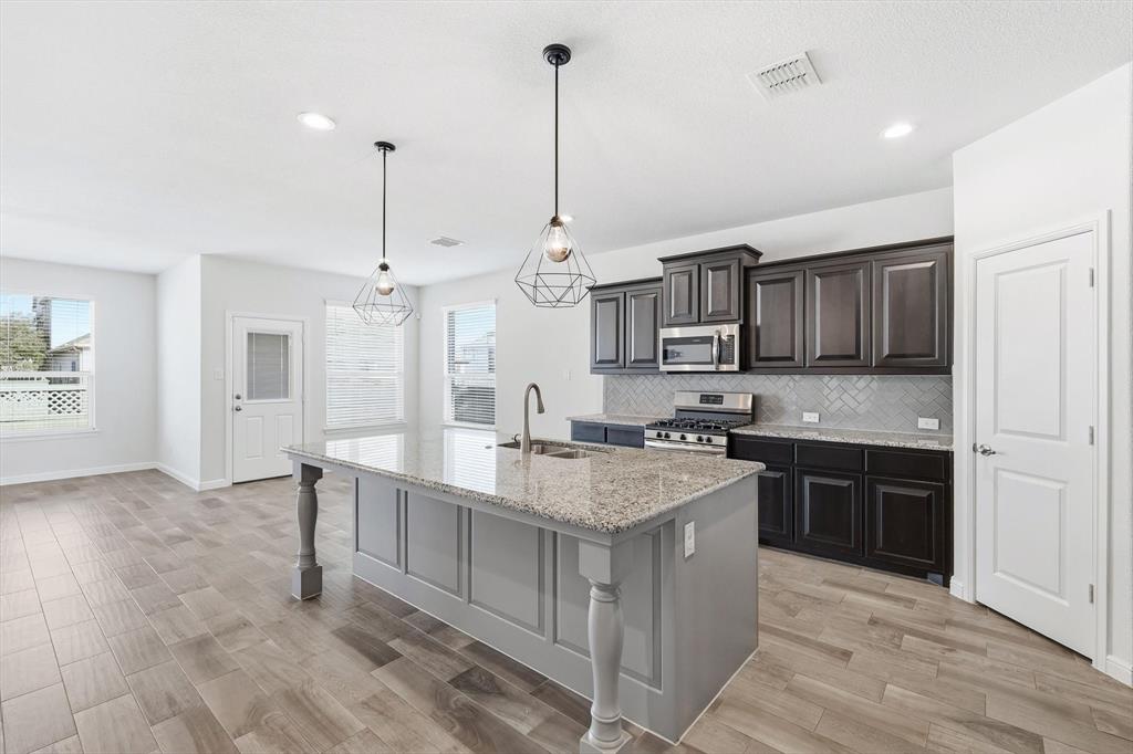 Pecan Square Ph 1b - Residential Lease