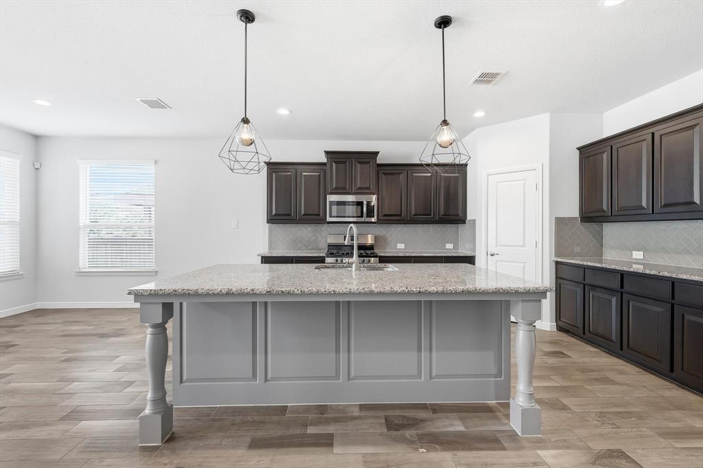 Pecan Square Ph 1b - Residential Lease