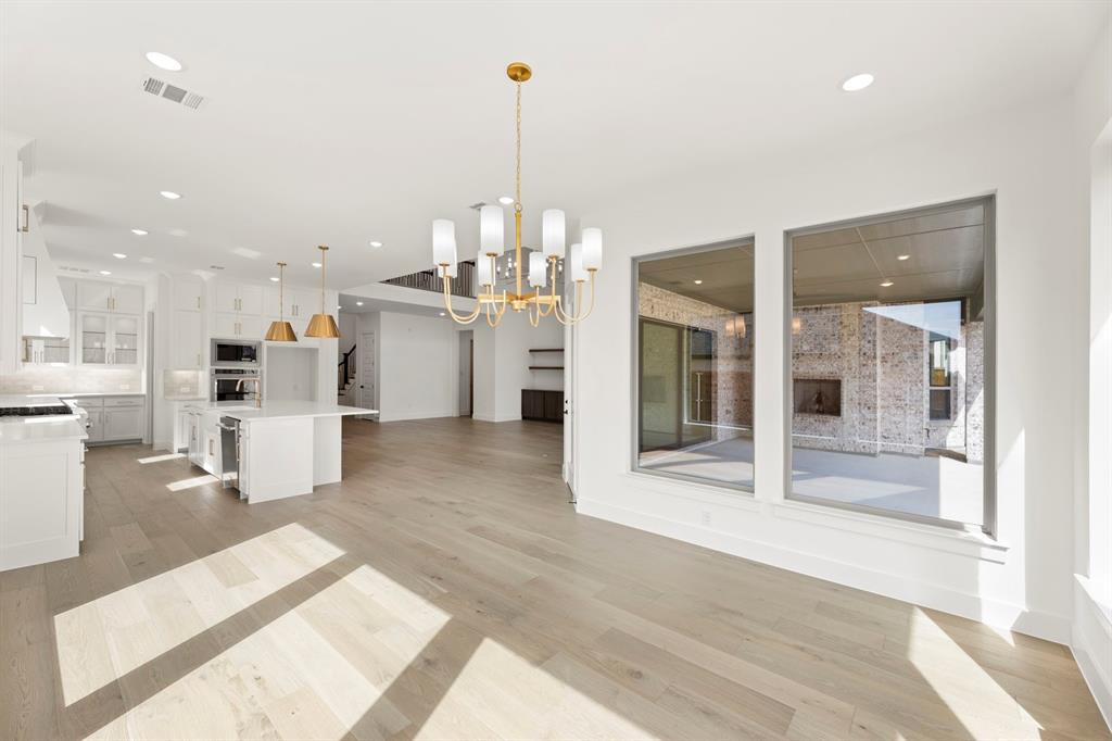 681 Capella Ct