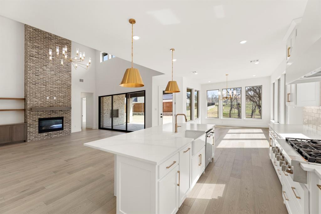 681 Capella Ct