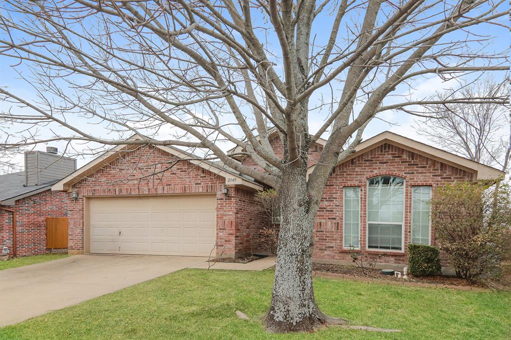 2049 Hollow Creek Drive