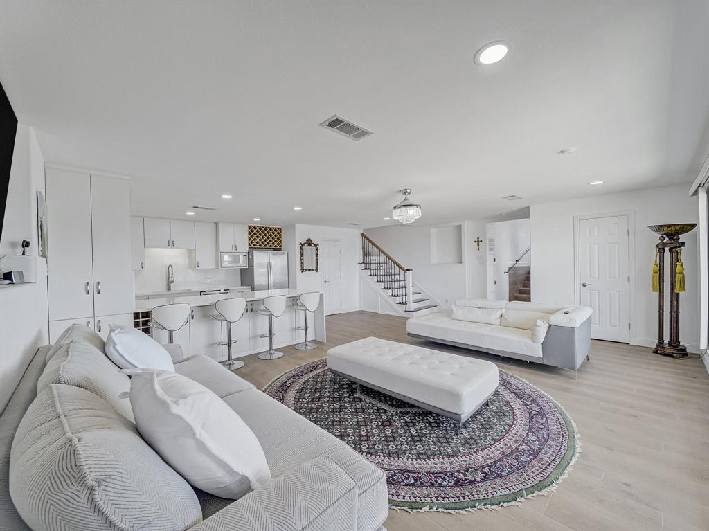 Samora Bernadino Survey Abstr - Residential