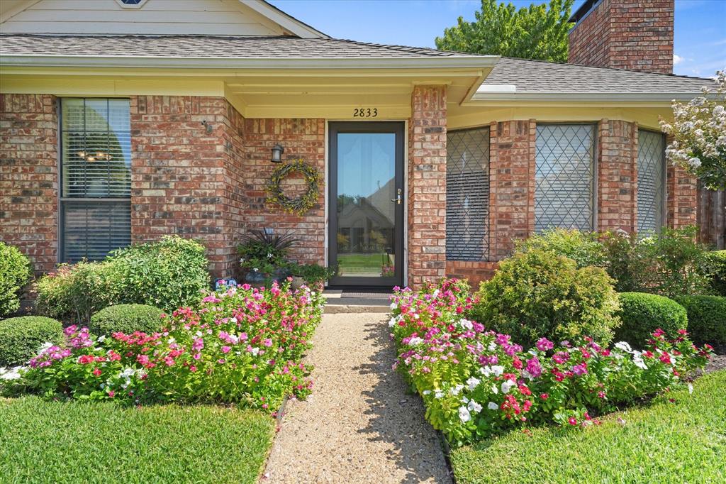 2833 Stoneridge Drive