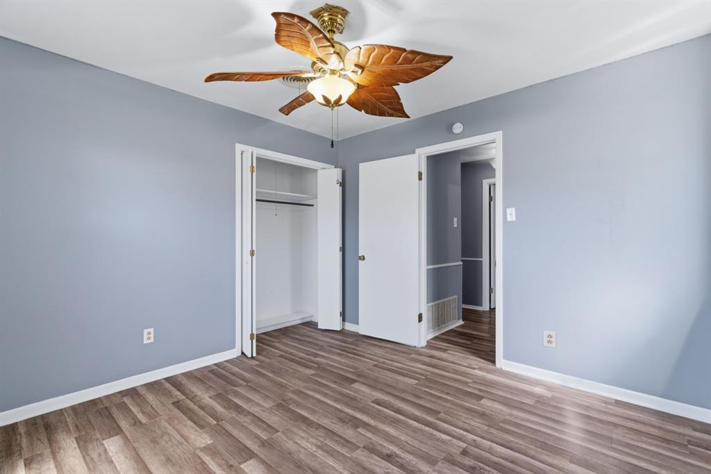 Royal Oaks - Residential