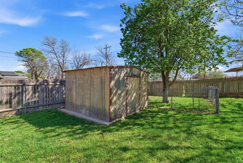 Royal Oaks - Residential