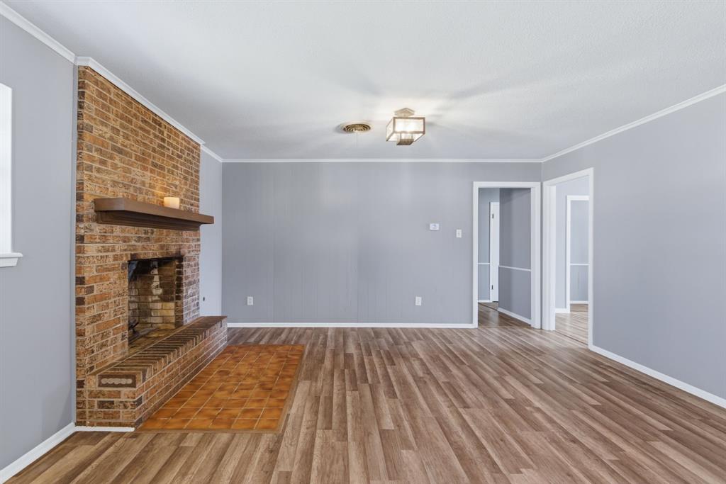 Royal Oaks - Residential