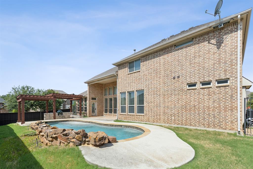 2200 Glasgow Drive