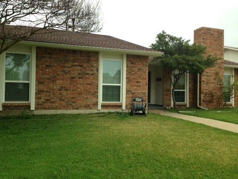 Photo of 4817 Roberts Drive, The Colony, TX 75056 (MLS # 21238500)