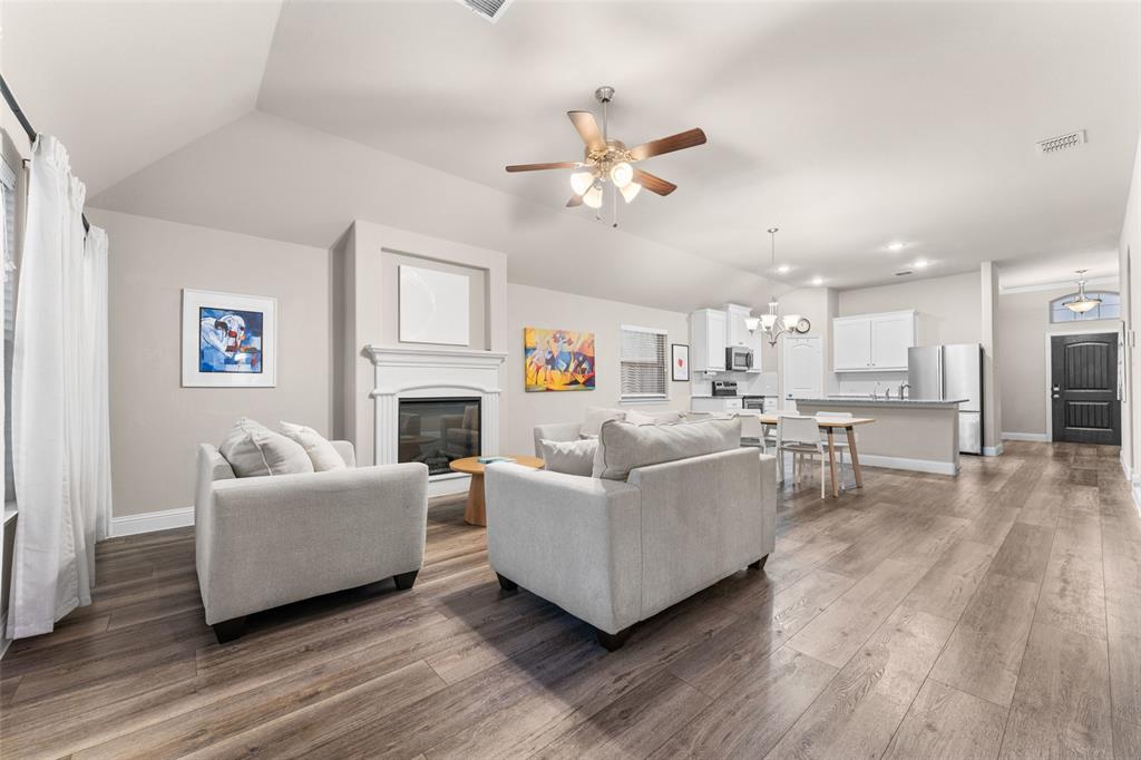 402 Oleander Drive