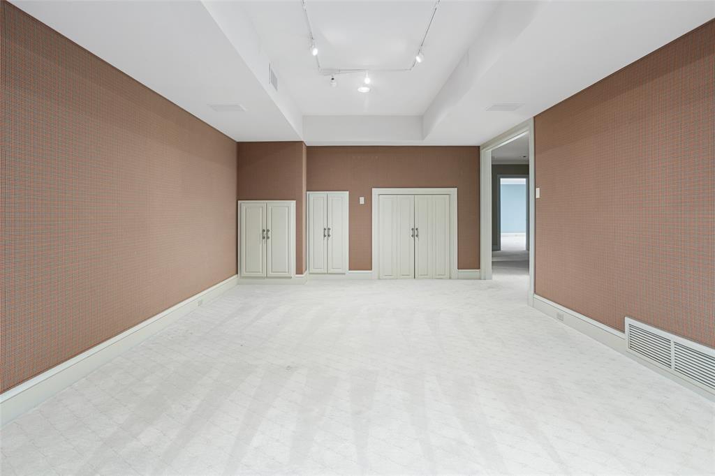 Shady Oaks Country Club Add - Residential