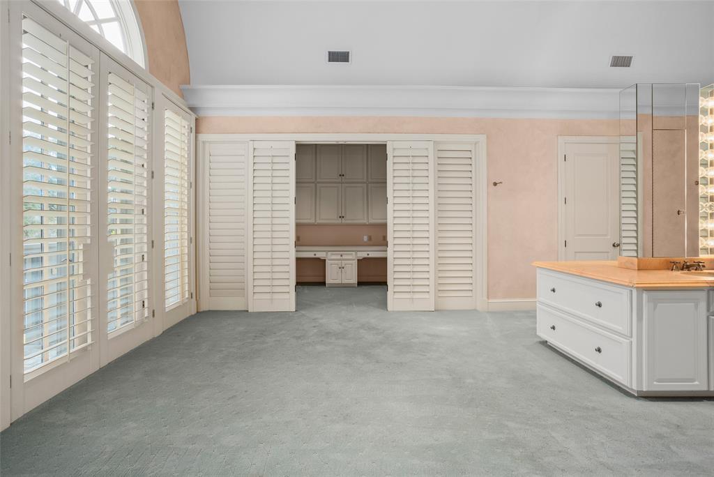 Shady Oaks Country Club Add - Residential