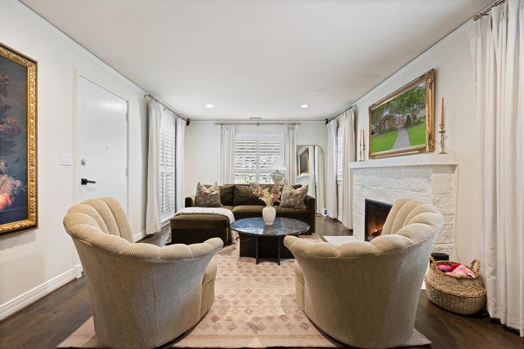 Wilshire Heights - Residential