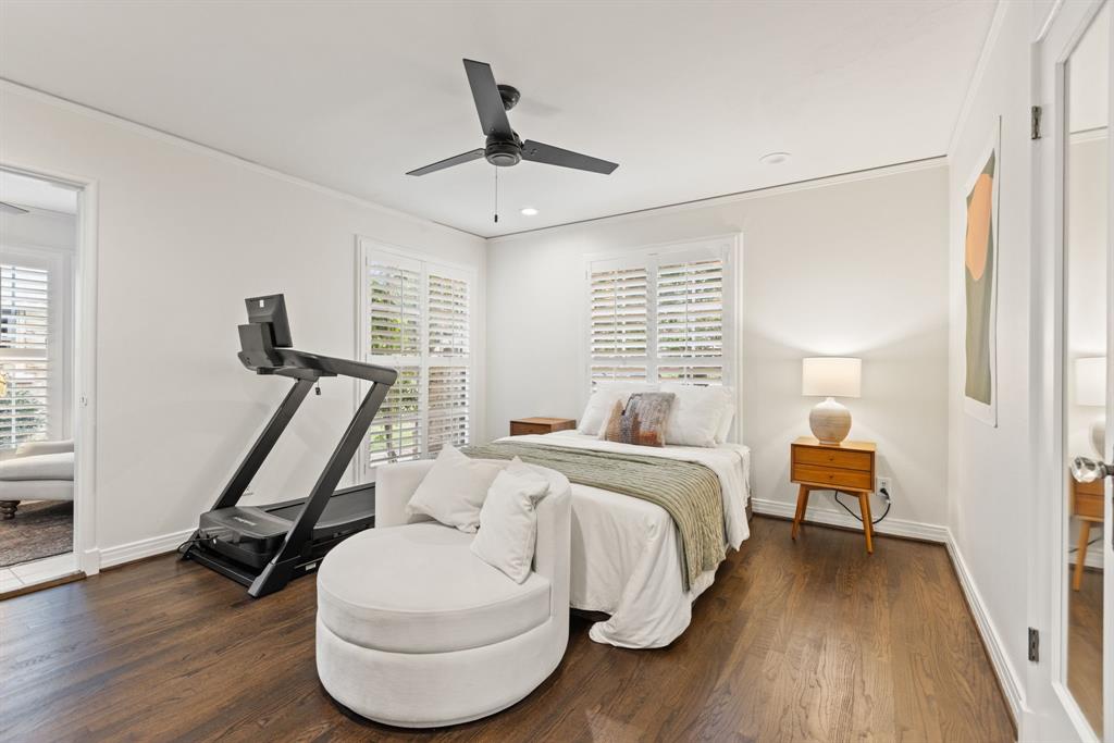 Wilshire Heights - Residential