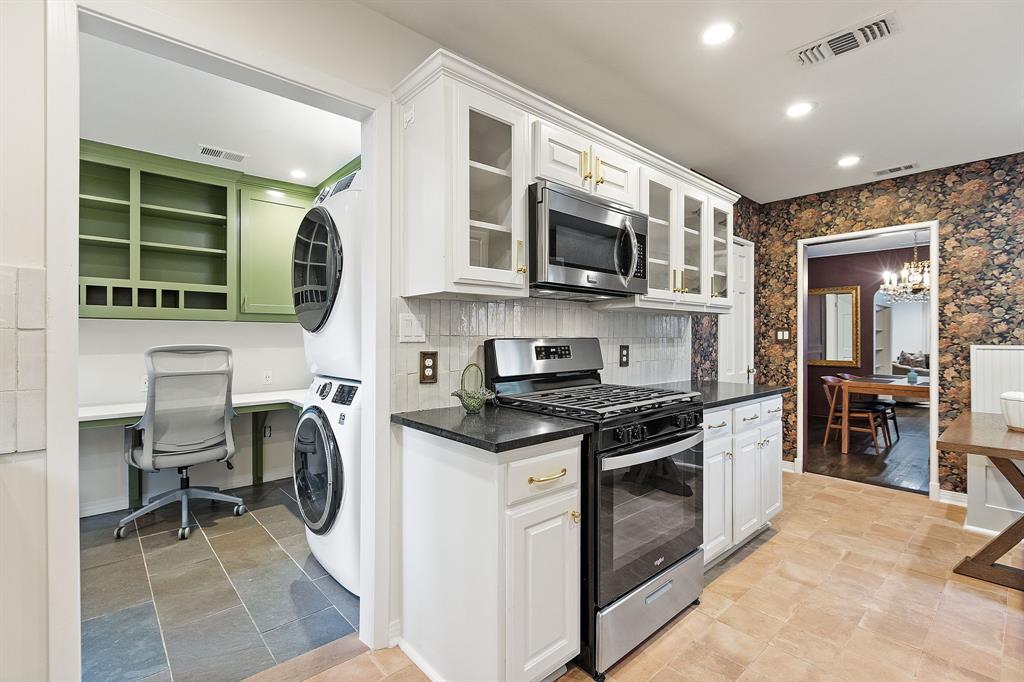 Wilshire Heights - Residential