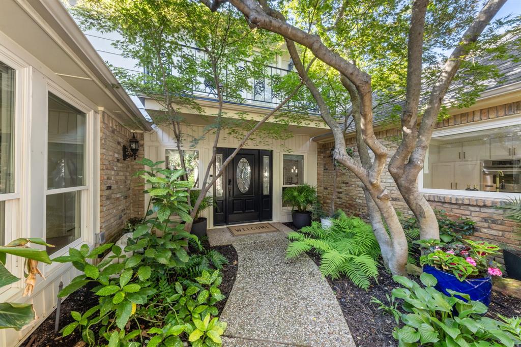 16140 Chalfont Circle