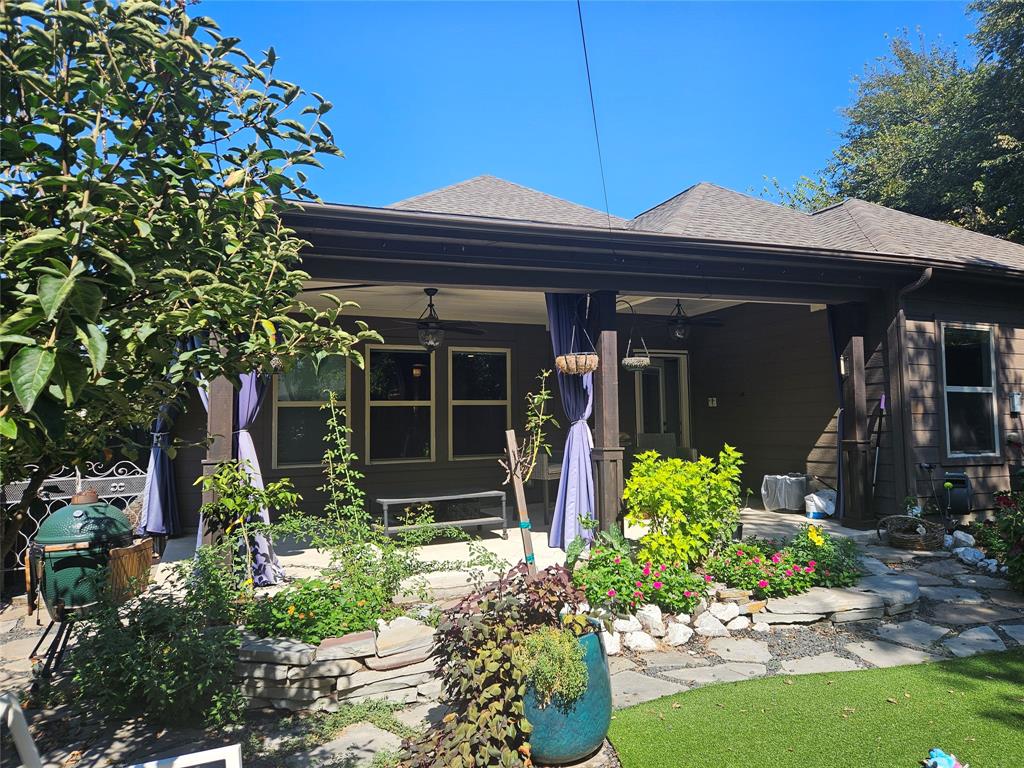 Lea Crest - Residential