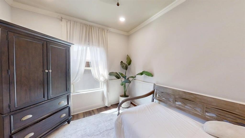 Lea Crest - Residential