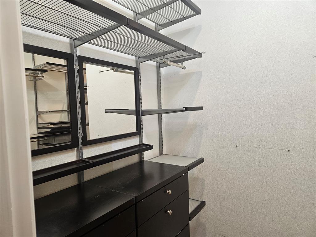 Lea Crest - Residential