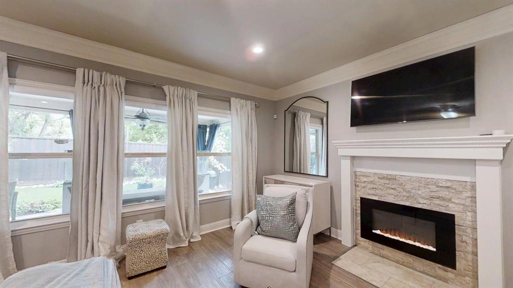 Lea Crest - Residential