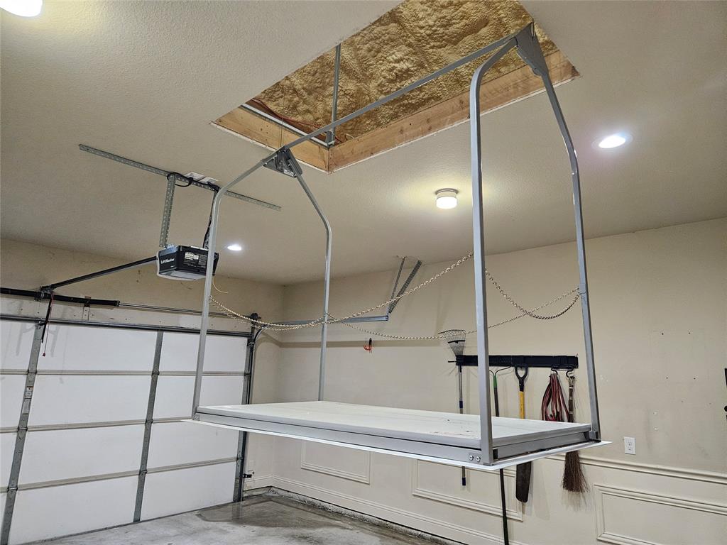 Lea Crest - Residential