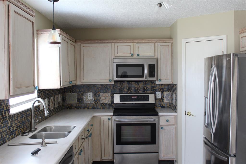 1108 Halifax Lane