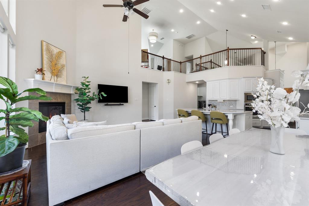 Lake Forest Ph Ia - Residential