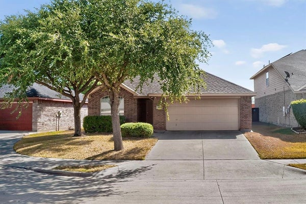 2954 COWBOY DR, DALLAS, TX 75237 - Image af3aaa95fb45c0a12d4b95451da1812e/2616721137