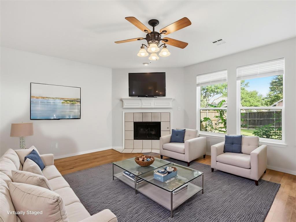 3804 Creek Hollow Way