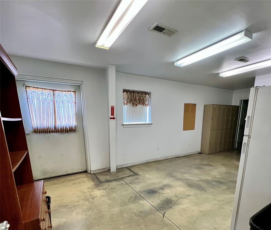 Sunrise Bay - Commercial Sale