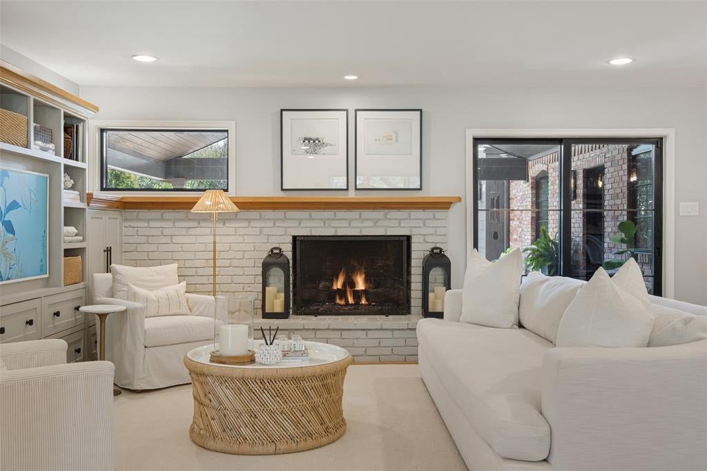 5222 Meadow Crest Drive
