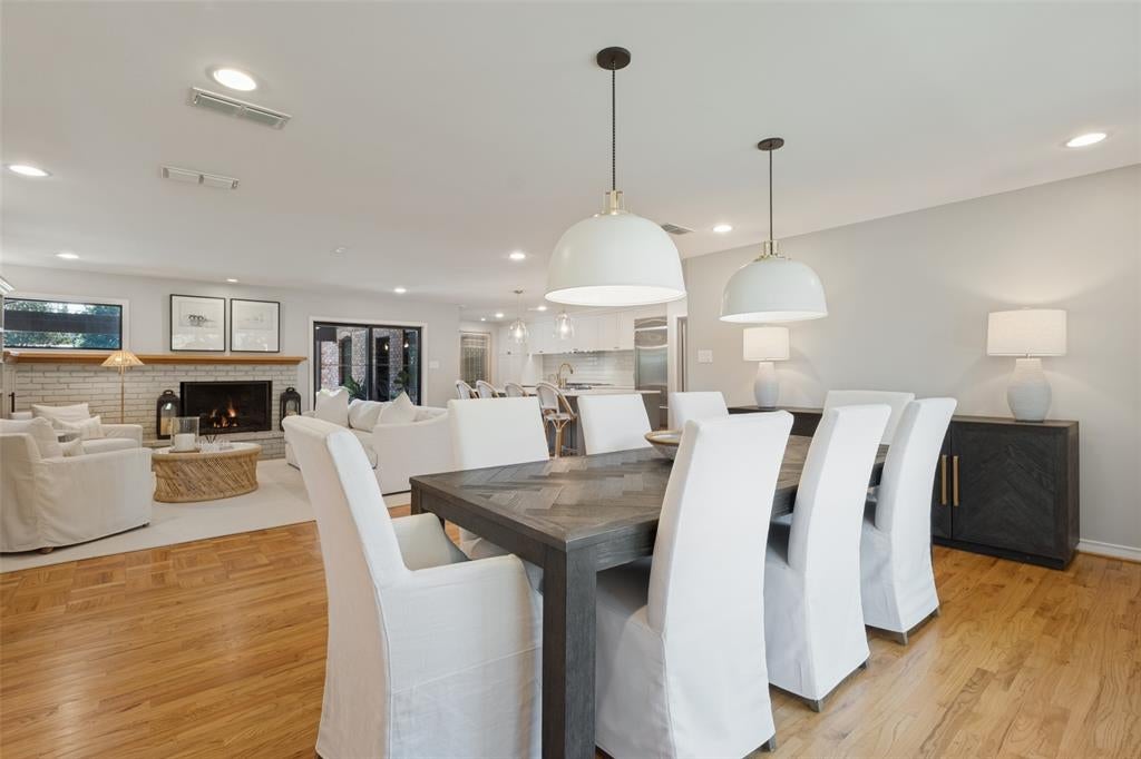5222 Meadow Crest Drive
