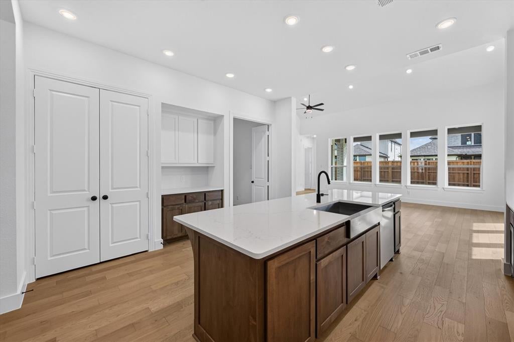 4444 Lamplights Drive