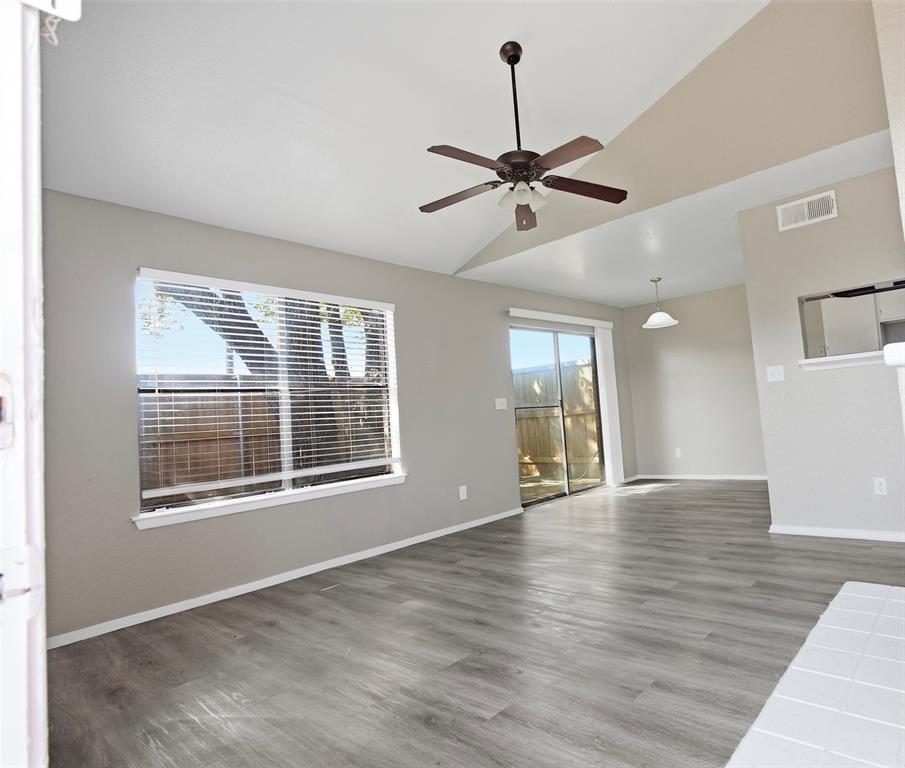 1122 Millview 2704