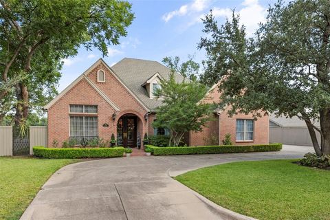 6909 Bal Lake Drive Fort Worth TX 76116