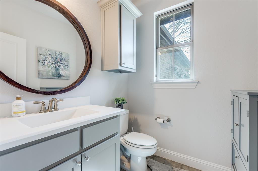 Courtyard On The Creek - Residential