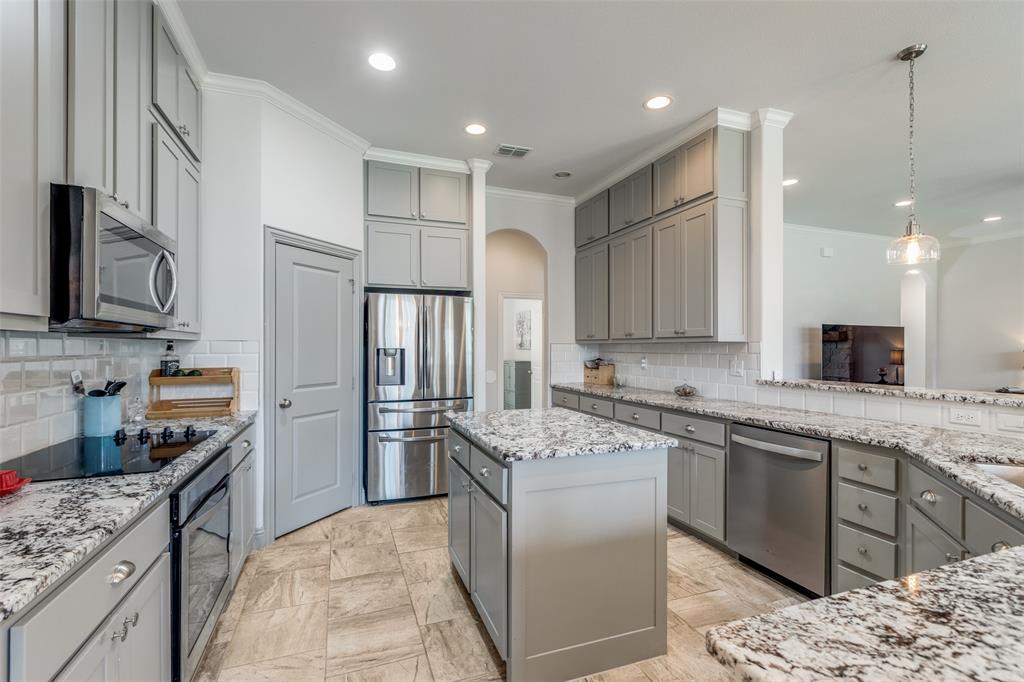 Courtyard On The Creek - Residential