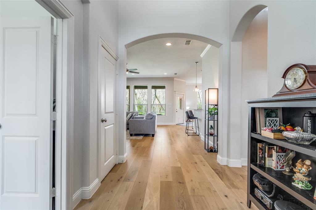 Courtyard On The Creek - Residential